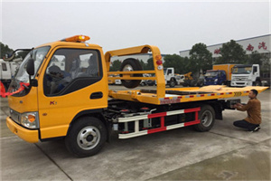 太原哪里有拖车服务